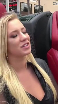 Publiczny Seks Lesbijek MILF - Duże Cycki, Ryzyko Publiczne I Głośne Orgazmy