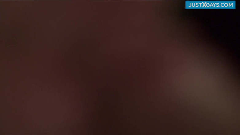 Just x gays: Yarak ve taşaklarla eşcinsel parti