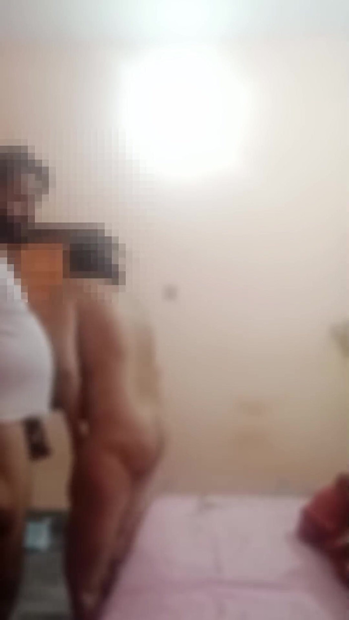 SHAKRATASNEEM: Dasi meia-irmã fodendo com meio-irmão tão quente para se divertir