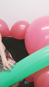POV Face Pop Saliva Long Balloon Condom