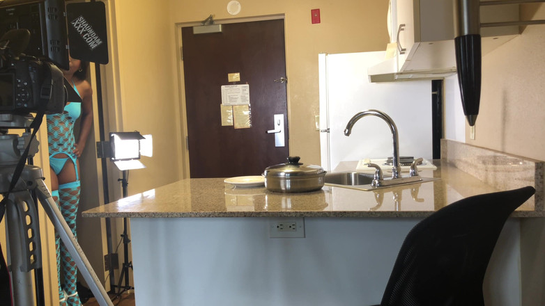 Shaundam: За кулисами во время ужина с огнем