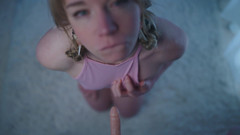 Jolie Lyon: De sexo lesbo a ajudar meio-irmão a gozar na minha...