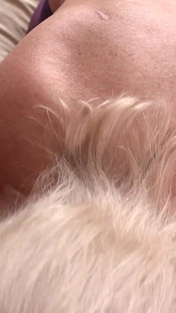 Auntjudys - vaše 69letá prsatá GILF macecha Louise vás přistihne při sledování zralého porna