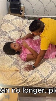 Une belle-mère surprise par la caméra avec son beau-fils, épisode 3