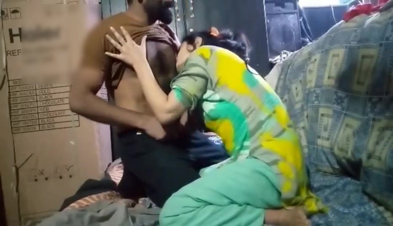 Dasi couple: Pakistani Home Alone Stepsister in Law