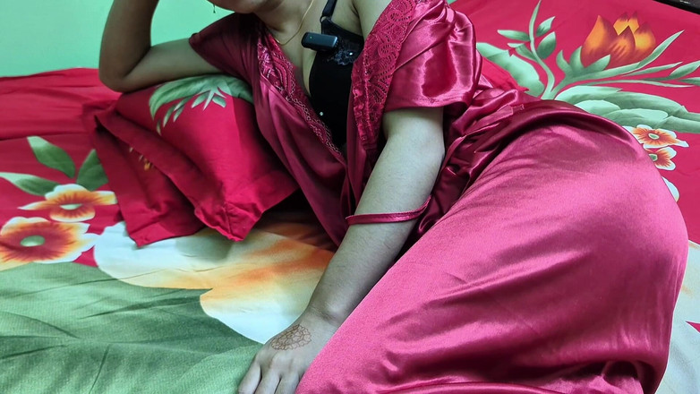 Riya Chowdhury: Medam 你在做什么请别让我一个人