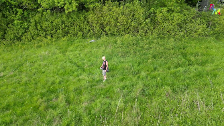 RainbowAdventures: Porno z dronu ... Doslova! Drone mě sleduje, jak jsem nahá...