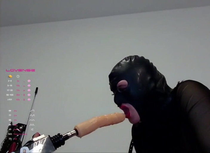 Slaveben1: jebanie w twarz