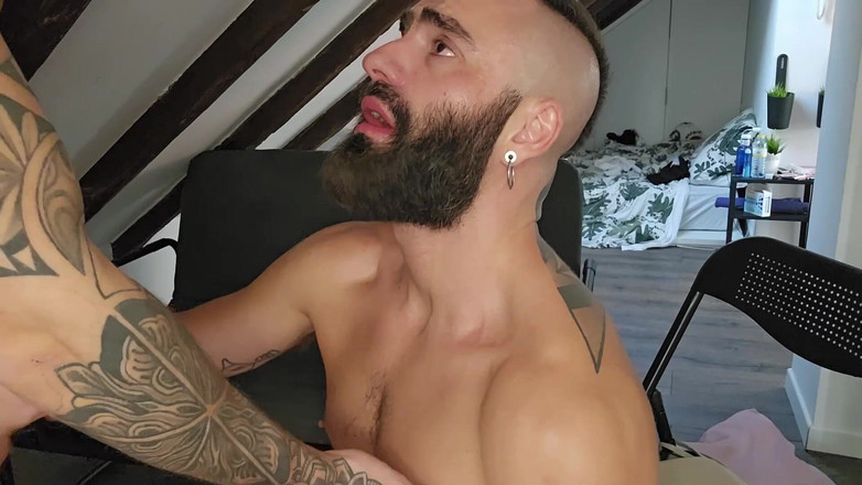 The Bearded Master: セックスセラピー。義父は義理の息子に激しくセックスする方法を教えます。