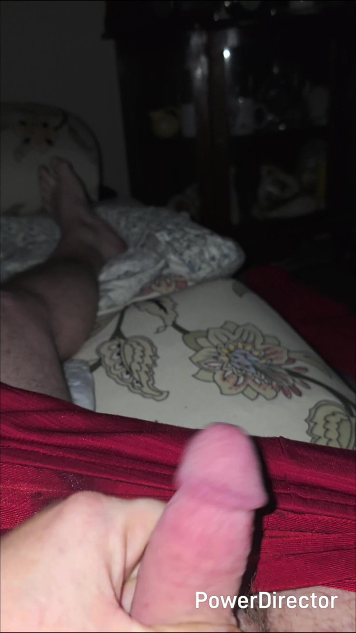 HoosierDaddy78: Masturbare