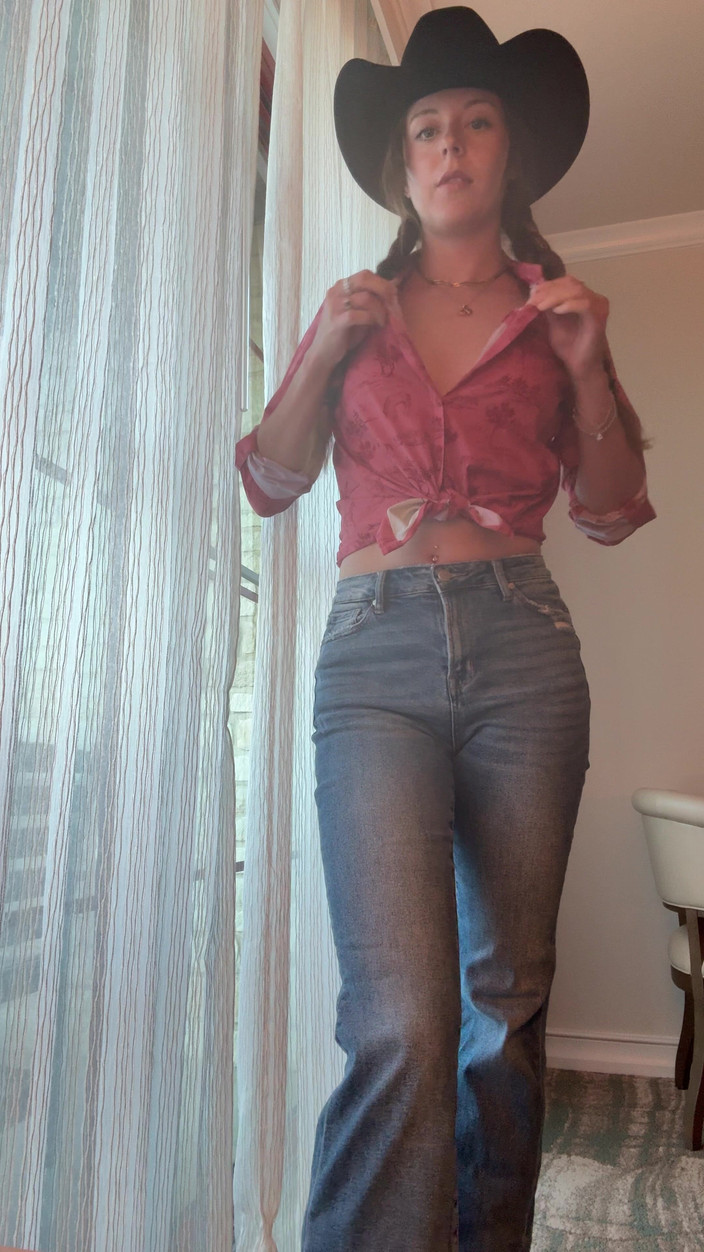 Nadia Foxx: JOI를 주는 섹시한 카우걸