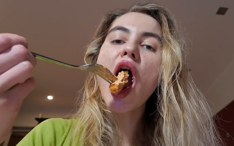 Swallow Your Pride - Giantess Slave Training (Fashion model is my fetish)