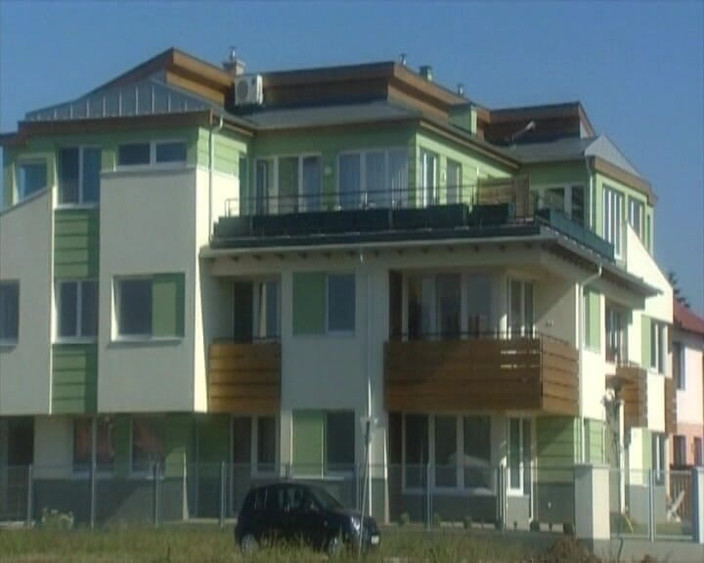 DEUTSCHLAN PORNO XXX: Hot Sluts hardcore knullar och suger i ångande scener