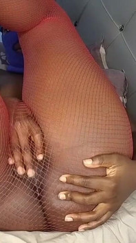 Wichs zu meiner desi-muschi und arsch papi