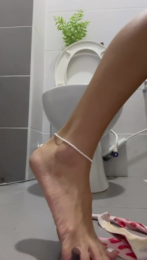 UniqueXS: Čůrající jako muž