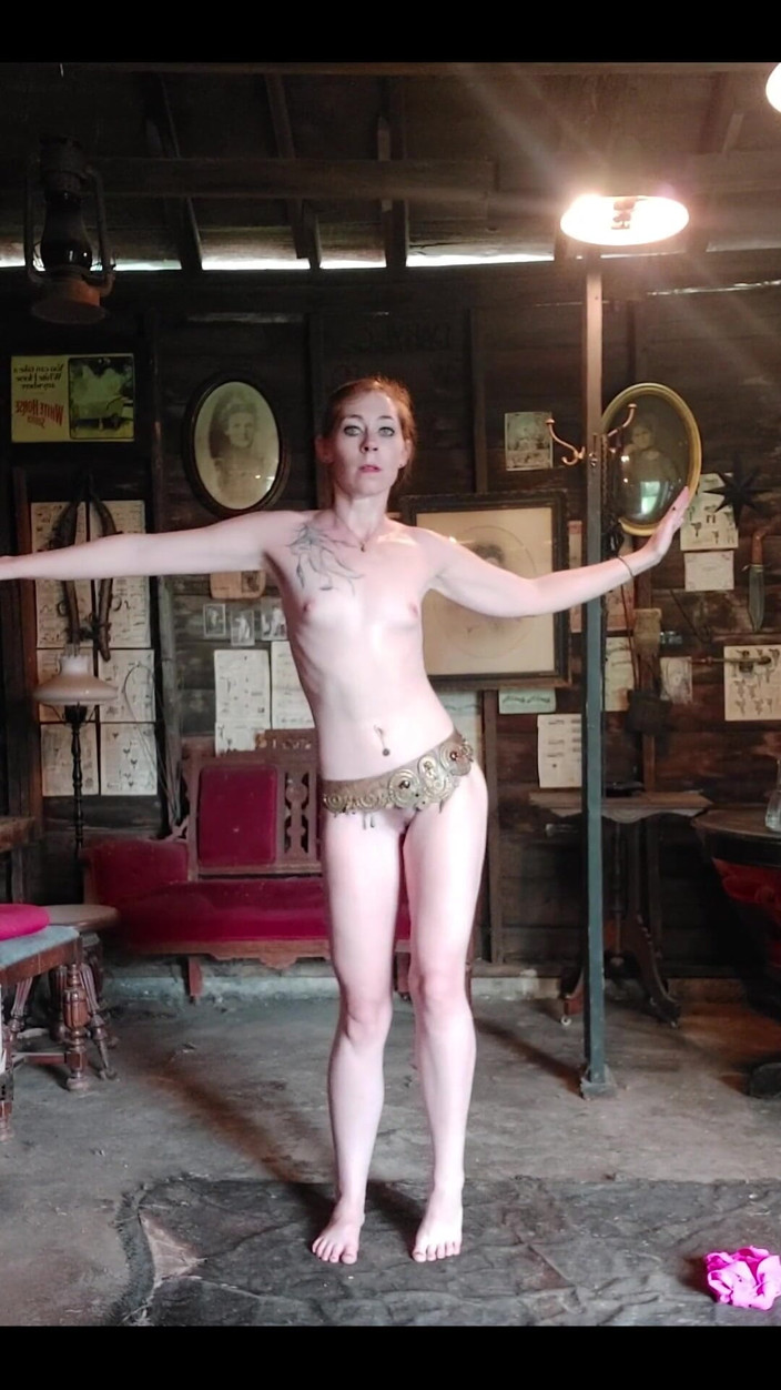 MistressThrope: Dancing Is Fun