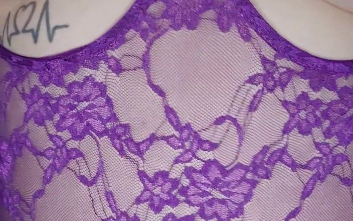 Jenn_sexxii: Hot Sexy MILF in Purple Lingerie Cums for You