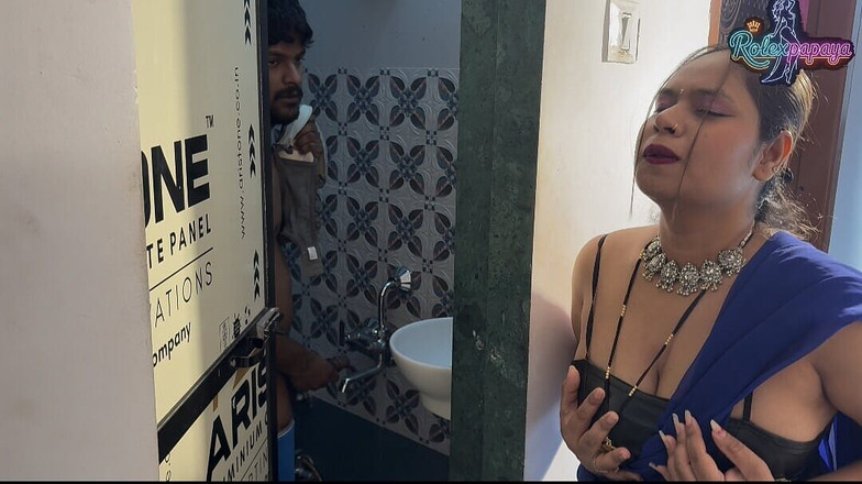 Rolexpapaya: The Stepmother Caught the Stepson Masturbating in the Bathroom, Then...