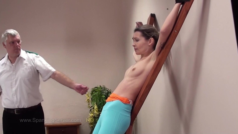 Spanking Server: 茜茜胸膛鞭笞 24231