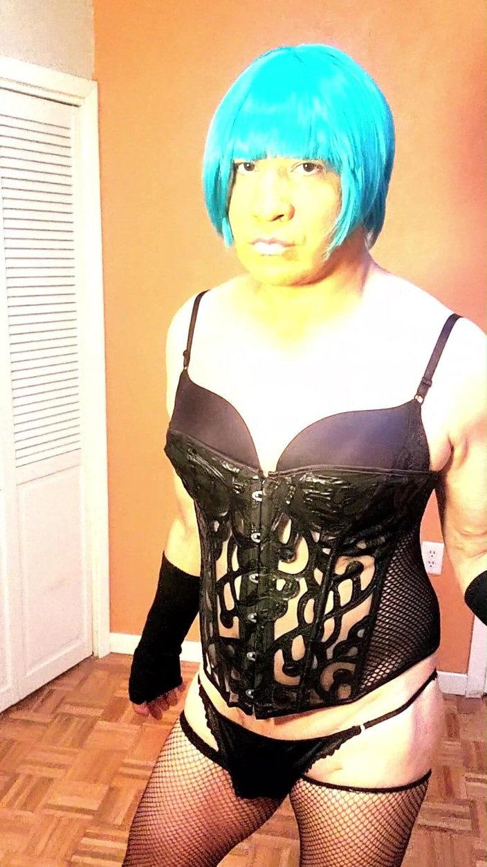 kandiKane: Curvă efeminată Kandi Corset sexy cu masturbare anală transă music...