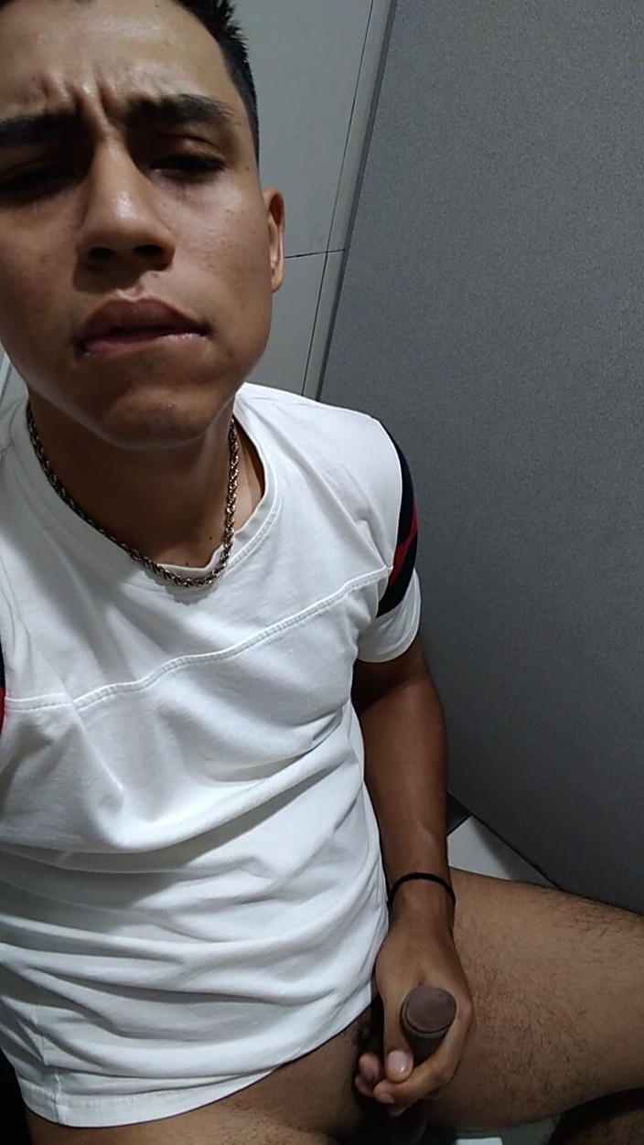 AlexAlejandro13: Bains Plaza Sendero