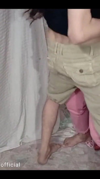 カナダは、長い黒髪の義理の兄弟は、デジの義理の妹サラと非常にホットなダンスMujraと踊る