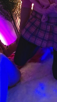 Tímida femboy se corre en su palma