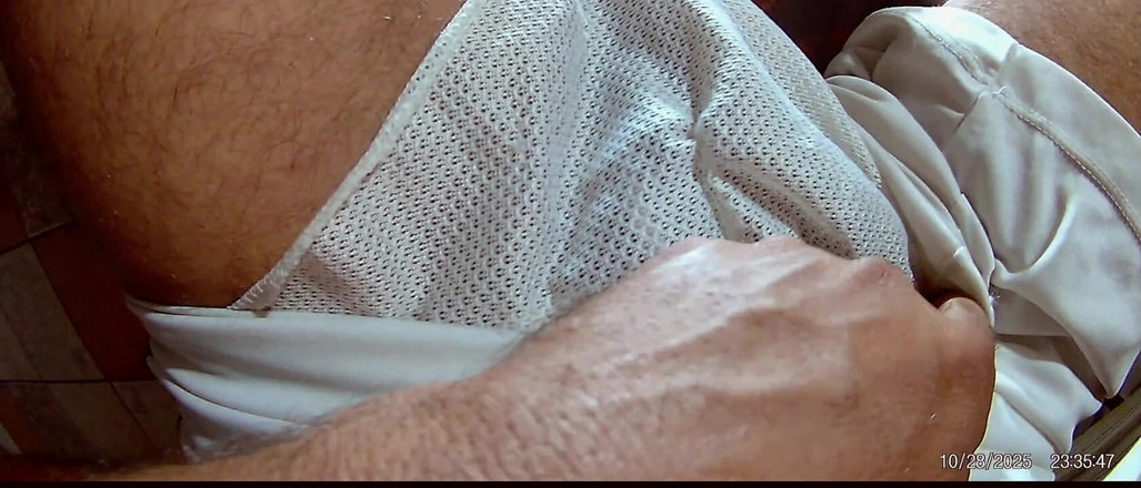 Stink HairyMale: Cumming Přes Šortky