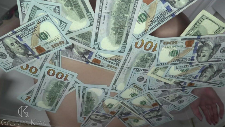 Kyaa Chimera: Uspokojte můj finanční fetiš
