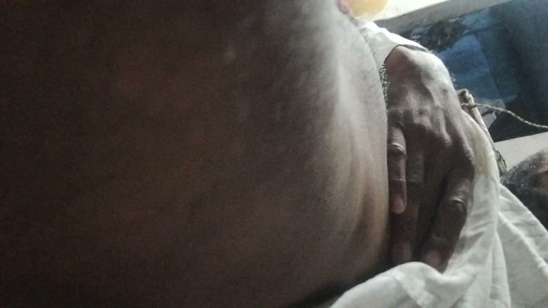 Blackberry World: Desi Shemale