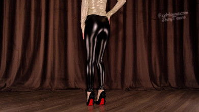 Shiny Teens: 678 Shiny Nude Pantyhose Under Black Leather Leggings ...
