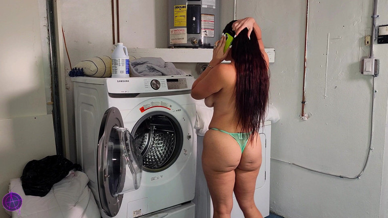 Nicky Rebel: 性感独奏：Raquel小姐