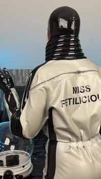 Aankleden Als Latex Astronaut