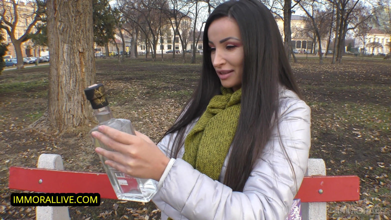 Immoral POV: Šťastný chůva perfektně šuká 10 na Valentýna - přírodní prsatá bohyně má orgasmy...
