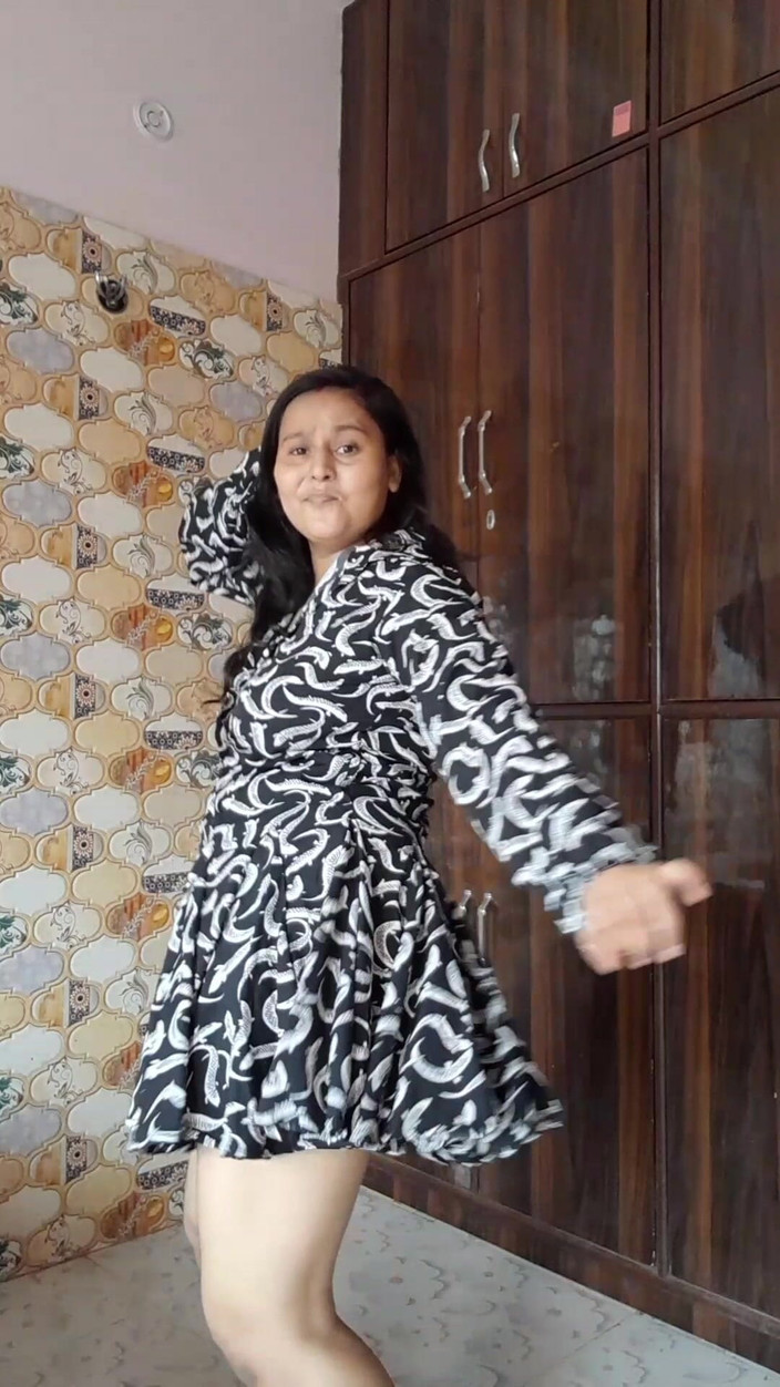 Puja555: Tarian Puja Bhabhi Honry