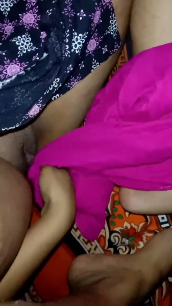 Boneshaker: Deshi vesnická dívka dogy šuká v noci přítelkyně porno