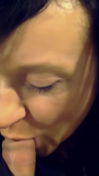Geweldige pikstimulatie en enorme sperma