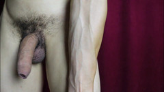 SEXY_GUYBEST: Cowok gagah ini lagi latihan bugil dan pembuluh darah seksinya...