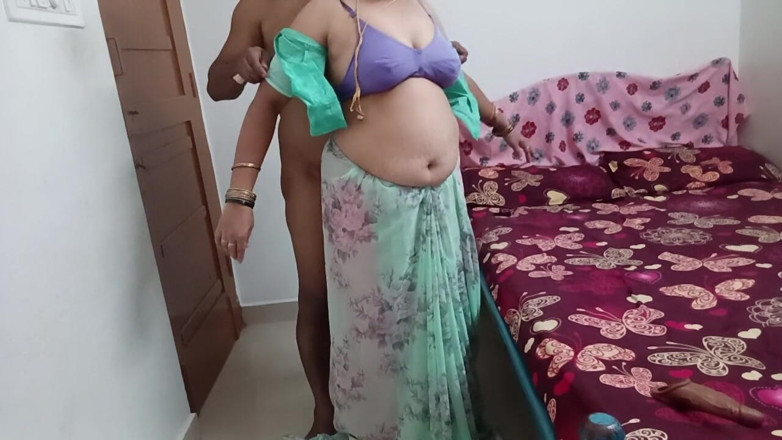 Muruga: Sari sexy tía viene a sexo conmigo