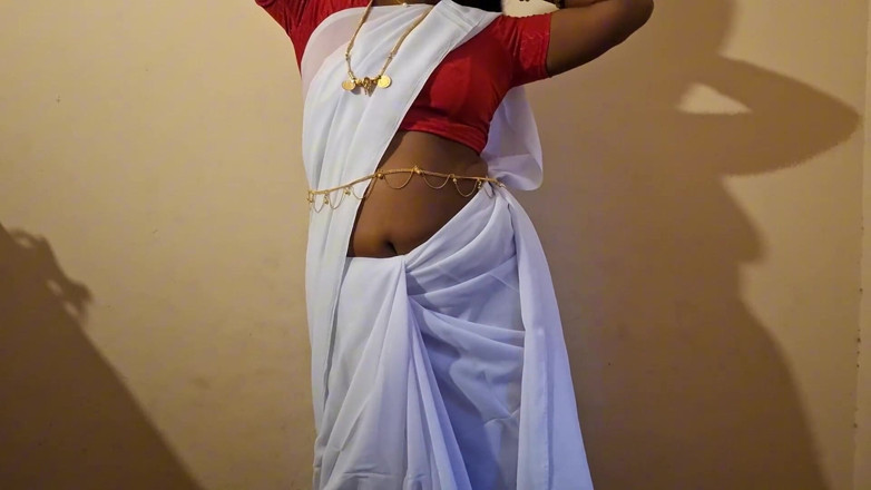 Delightrose: Hot Indian Sex Between a Lady Ghost and Man