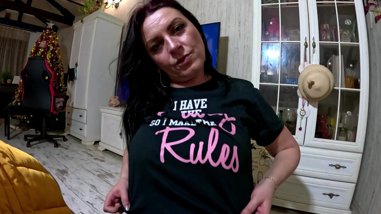 MilfyCalla: Shiny Galben Downjacket BJ - Pizdă Reguli Cămașă și ejaculare dublă pe...