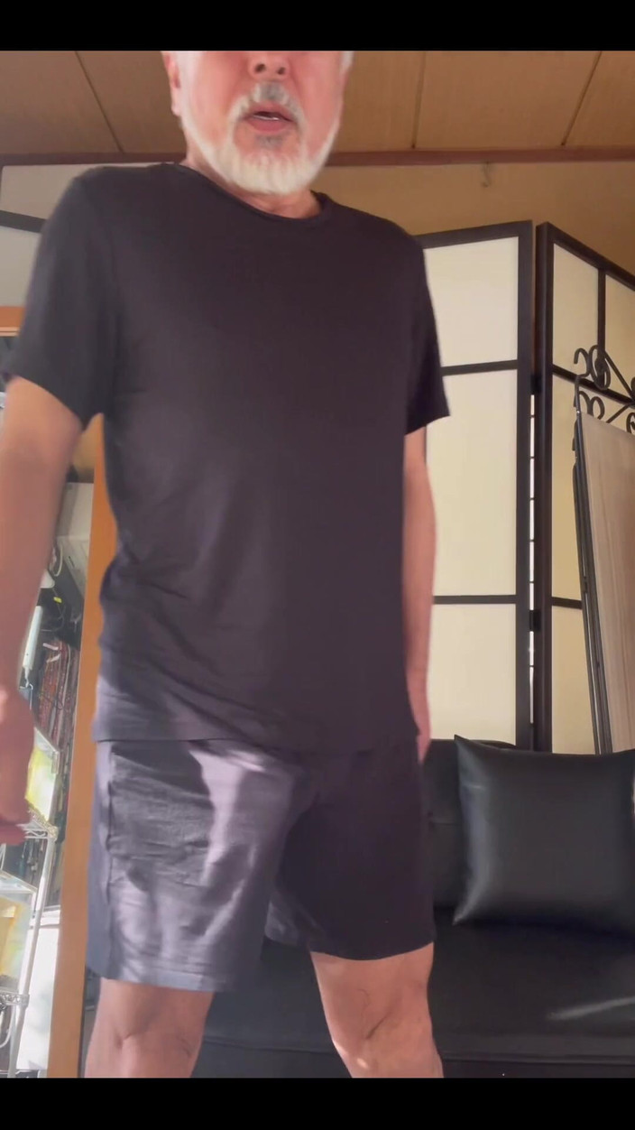 Japanese daddy: Nové pyžama.