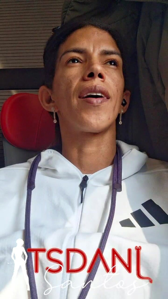 Tsdanisantos1: 같이 녹음하자. 동의하시나요? 네, 네가 있으면 직접 말해요.