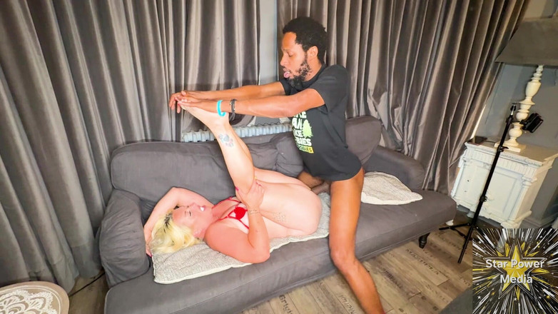 Star Power Media: Pesta kongkek pancutan basah Mel Moore: blowjob deepthroat membawa kepada...