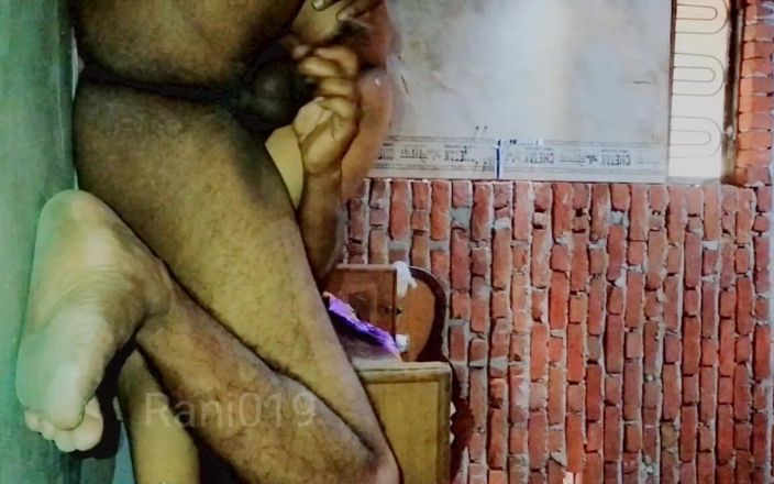 Rakesh: Desi bhabhi menelepon saudara iparnya ke rumahnya dengan dalih memiliki...