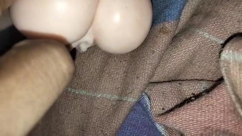 Desi Tits: Indický mladý chlapec ošukal sexuální hračku, část 1