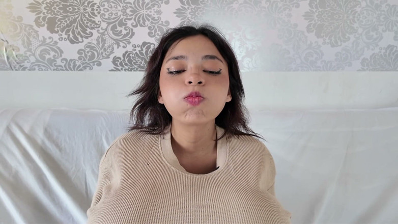 KiyuSweetCrazy: Body Inflation Big Tits and Belly