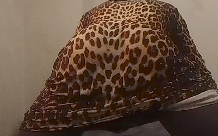 HaitiKing7: Ich bin geil und sehne mich nach schlägen ohne gummi