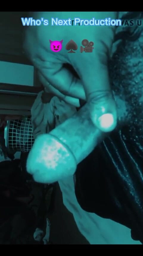 Whos nxt production: Acariciando Mi Reloj De BBC Hasta El Final