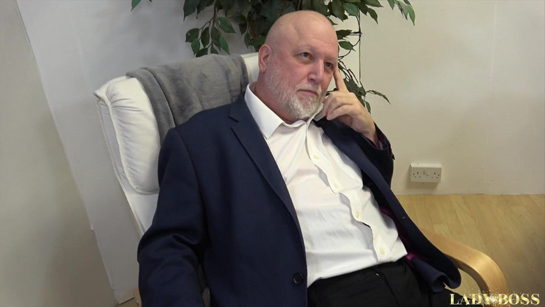 Lady boss: The Hands on Sex Therapist